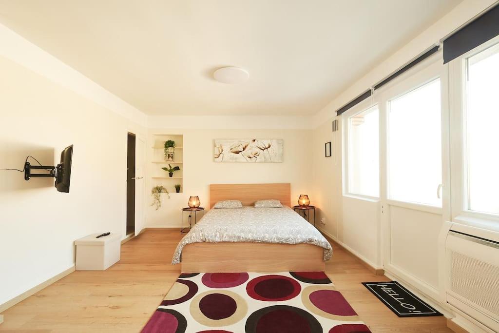 Studio-Balcon Center Of Mons Esterno foto