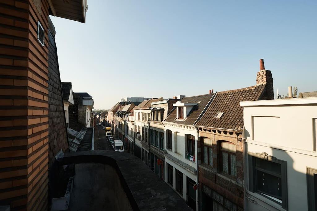 Studio-Balcon Center Of Mons Esterno foto